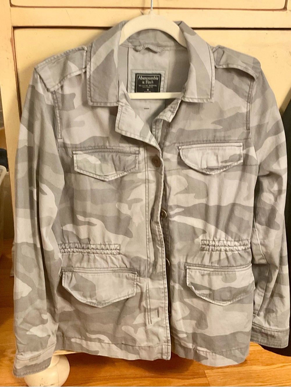 Abercrombie & Fitch Women's Gray Camo Utility Jacket